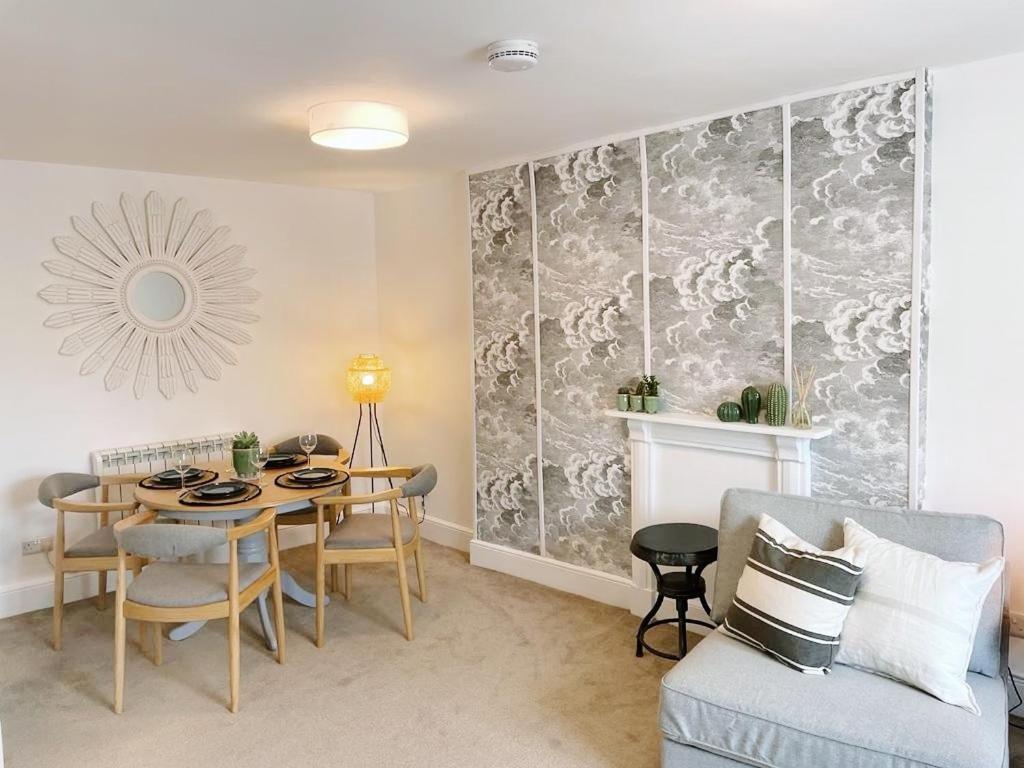 The Limes - Beautiful Townhouse In Oakham Apartment Exterior photo