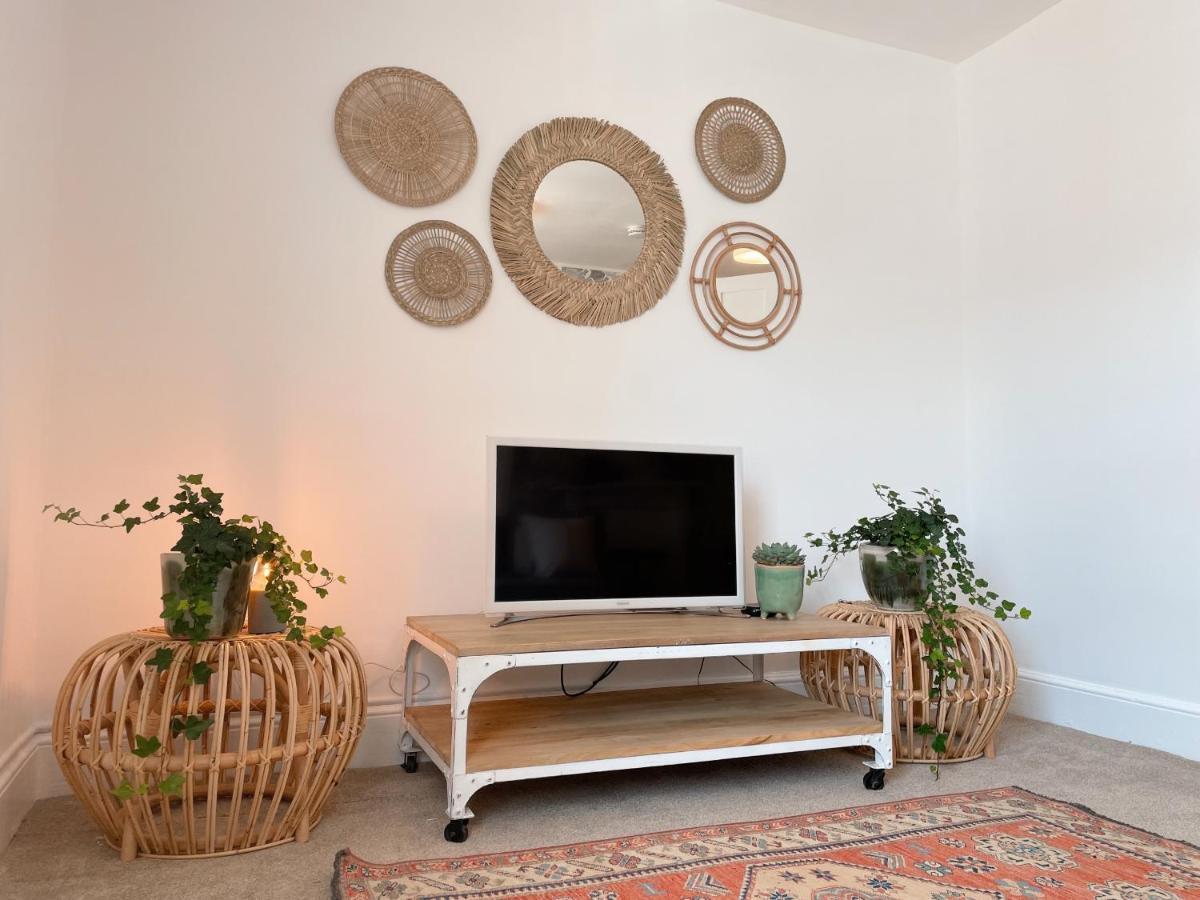 The Limes - Beautiful Townhouse In Oakham Apartment Exterior photo
