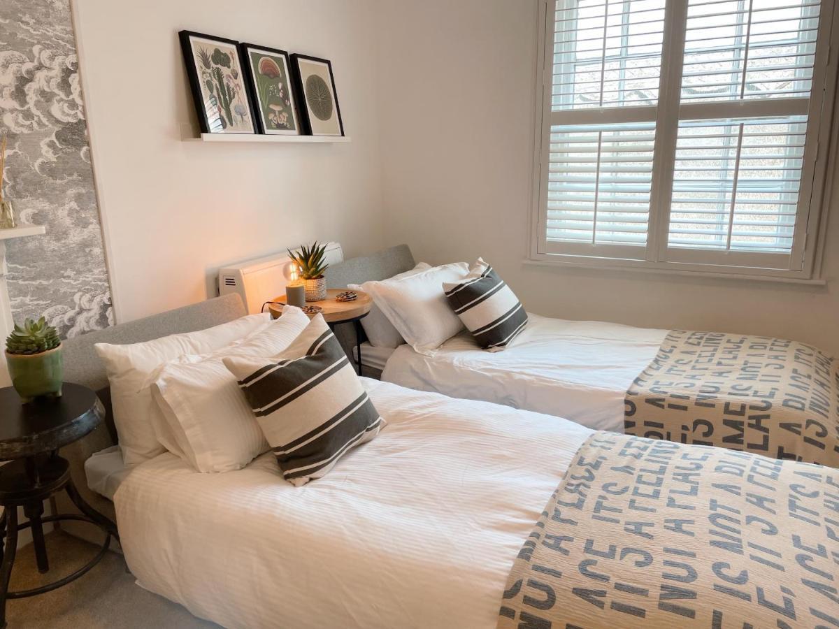 The Limes - Beautiful Townhouse In Oakham Apartment Exterior photo